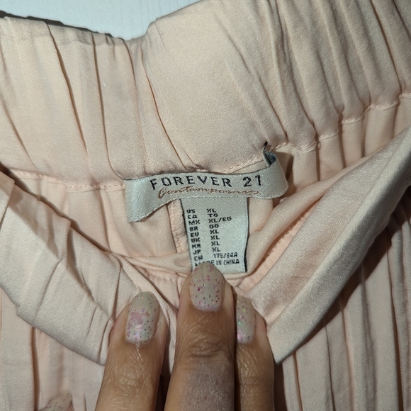 Forever 21 Slitted Maxi Skirt - Picture 4 of 4